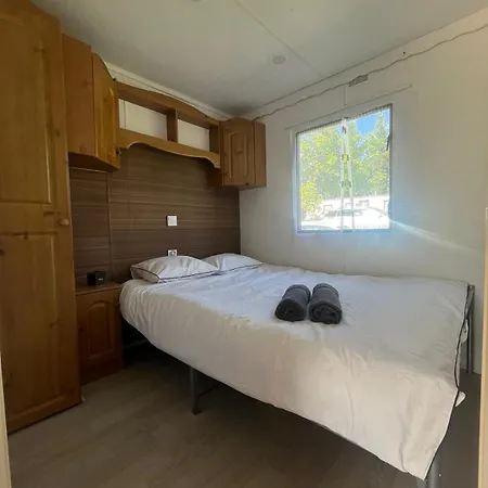 Дом отдыха Z Widokiem Na Jezioro Jora Wielka