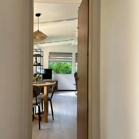 Z Widokiem Na Jezioro Jora Wielka